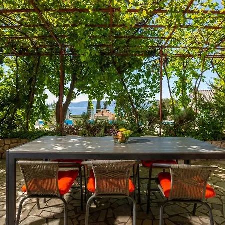 Nina With Pool - Kvarner By Guide Villa *