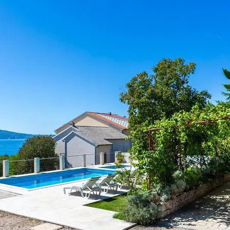Nina With Pool - Kvarner By Guide *