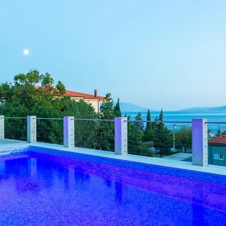 Villa Nina With Pool - Kvarner By Guide *