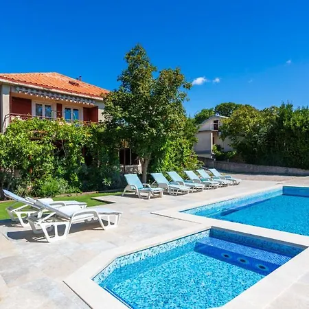Nina With Pool - Kvarner By Guide *