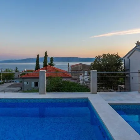 Nina With Pool - Kvarner By Guide Villa