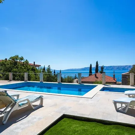 Nina With Pool - Kvarner By Guide Villa Novi Vinodolski
