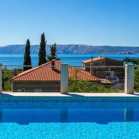 Villa Nina With Pool - Kvarner By Guide *