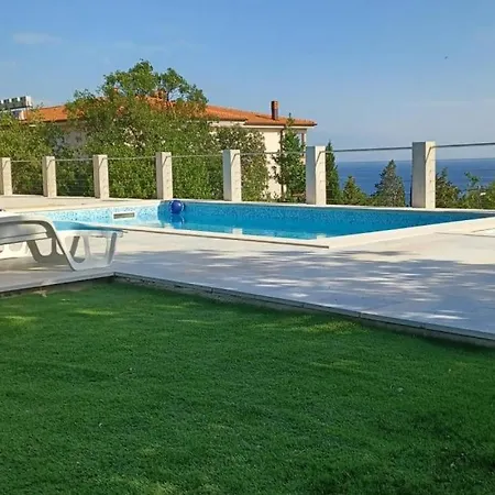 Villa Nina With Pool - Kvarner By Guide Novi Vinodolski
