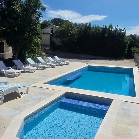 Nina With Pool - Kvarner By Guide Villa