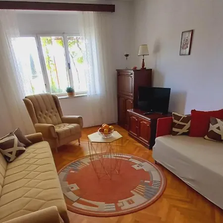 Villa Nina With Pool - Kvarner By Guide *