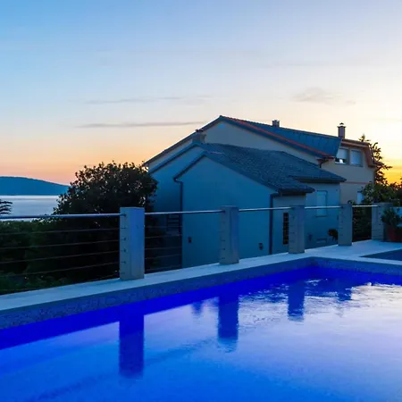 Nina With Pool - Kvarner By Guide *