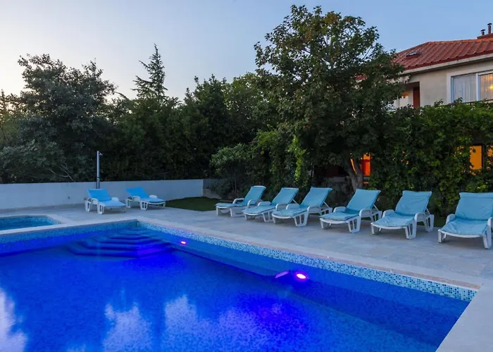 Villa Nina With Pool - Kvarner By Guide *