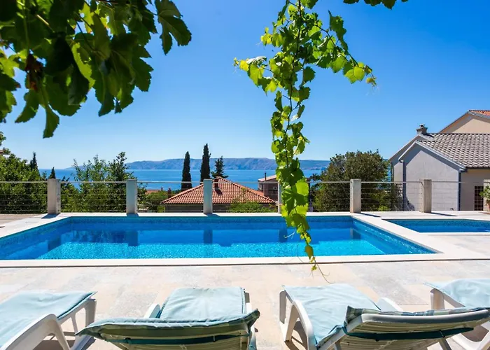 Villa Nina With Pool - Kvarner By Guide *