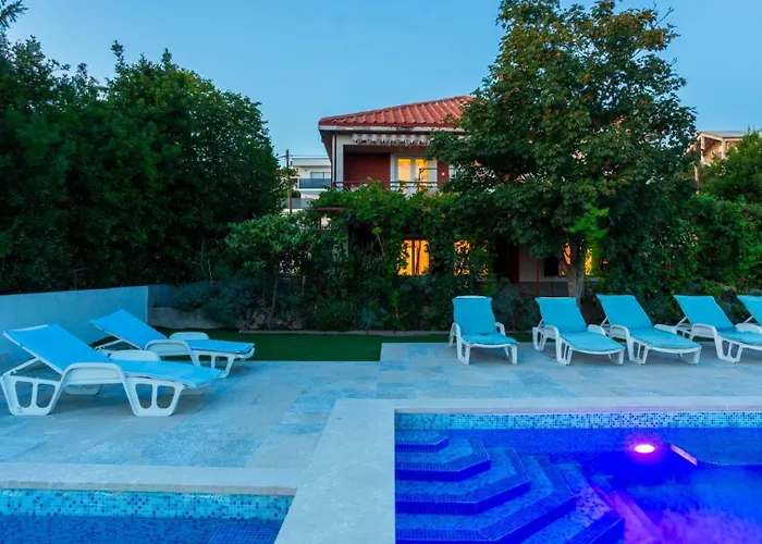 Villa Nina With Pool - Kvarner By Guide